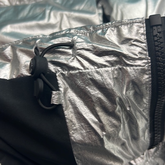 Fabletics puffer jacket - Picture 8 of 8